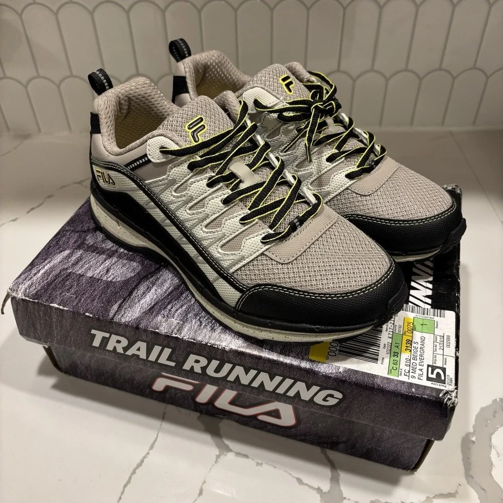 Fila Evergrand TR 21.5 Womens 9 Trail Running Shoes Gray/Black/Yellow New in Box